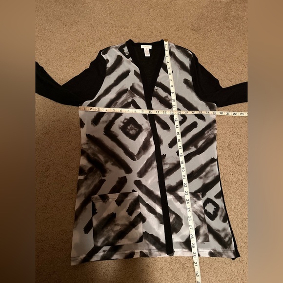 Chico’s Cardigan Travelers Open Front Women Size 2 Large Abstract Pockets Black - Picture 3 of 10